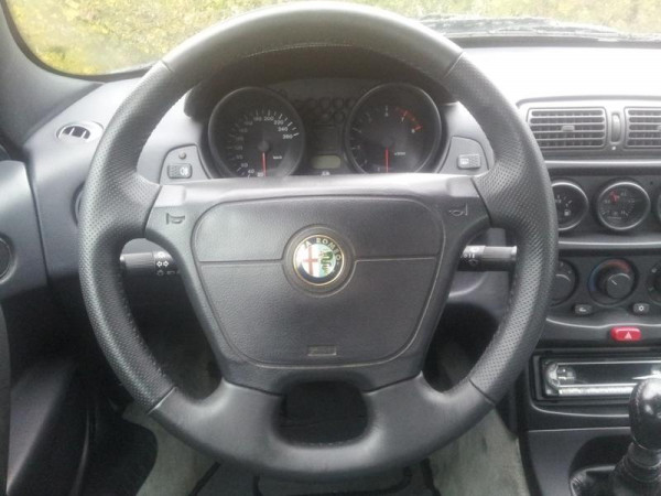 Lenkrad für Alfa Romeo MiTo Giulietta Giulia 147 159 166 u.a. Neu Beziehen Leder